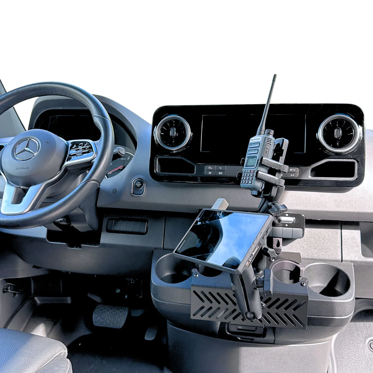 Terra X CUPDOK - uchwyt montażowy na konsolę do Mercedes Sprinter 2019+ - obrazek 2